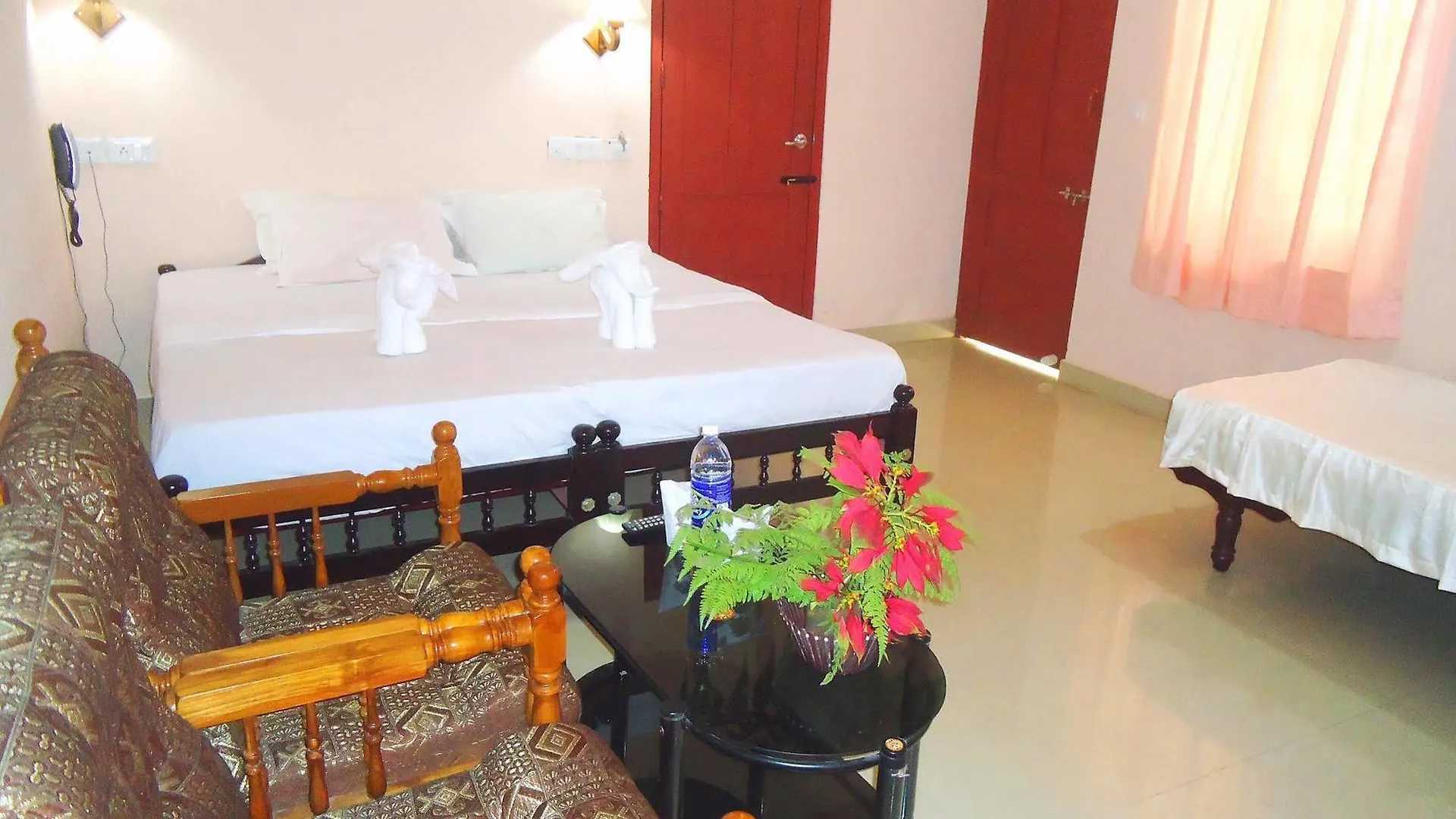 Windhaven Resort Ramakkalmedu Hotel